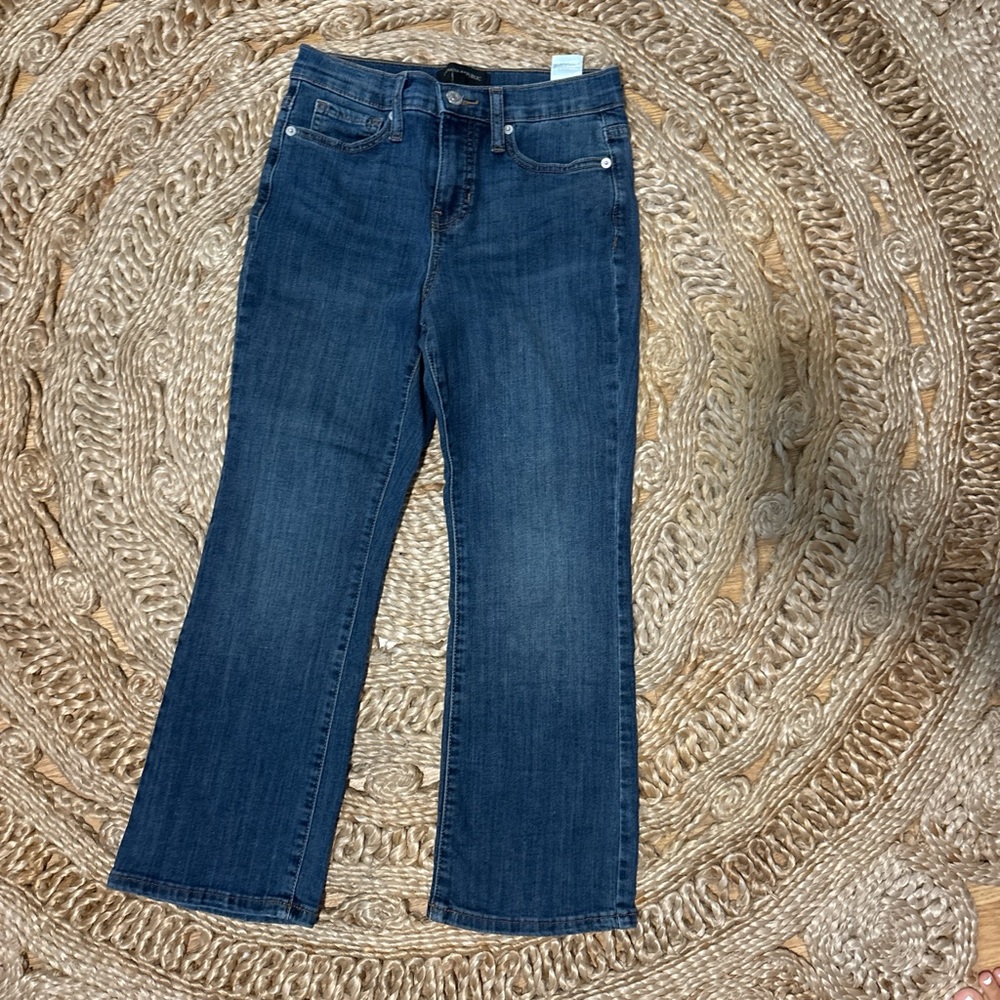 Banana republic cropped jeans.